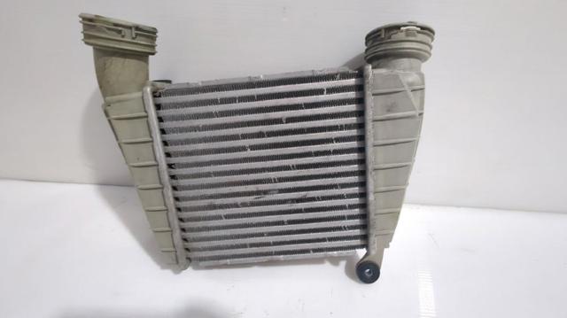 Chłodnica intercoolera Volkswagen Phaeton 1 3D1, 3D2, 3D3, 3D4, 3D6, 3D7, 3D8, 3D9
