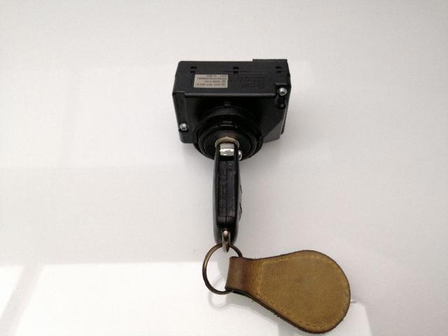 Stacyjka zapłonowa 3D0905865E VAG