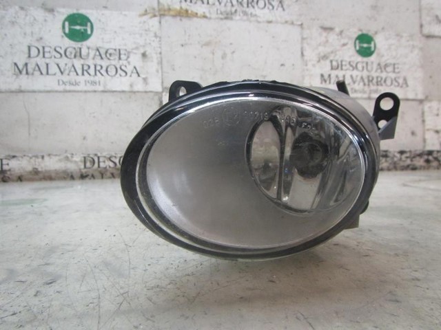 Kupić Lampa przeciwmgielna lewa Volkswagen Phaeton I 3D1, 3D2, 3D3, 3D4, 3D6, 3D7, 3D8, 3D9 w dobrej cenie