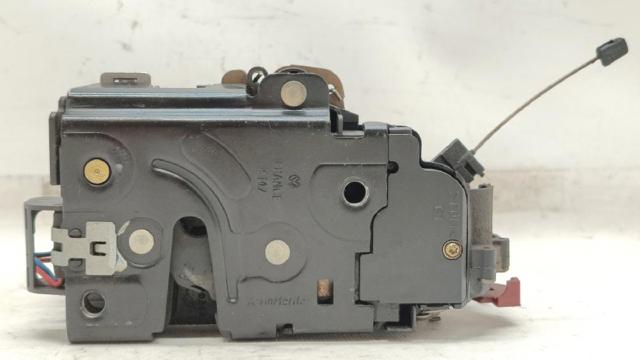 Zamek drzwi przednich lewych 3D1837015 VAG