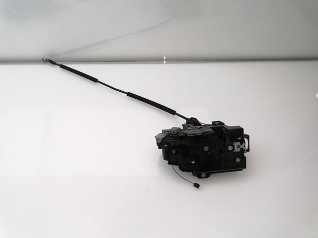 Zamek drzwi przednich lewych 3D1837015 VAG