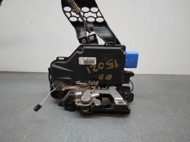 Zamek drzwi przednich prawych 3D1837016 VAG