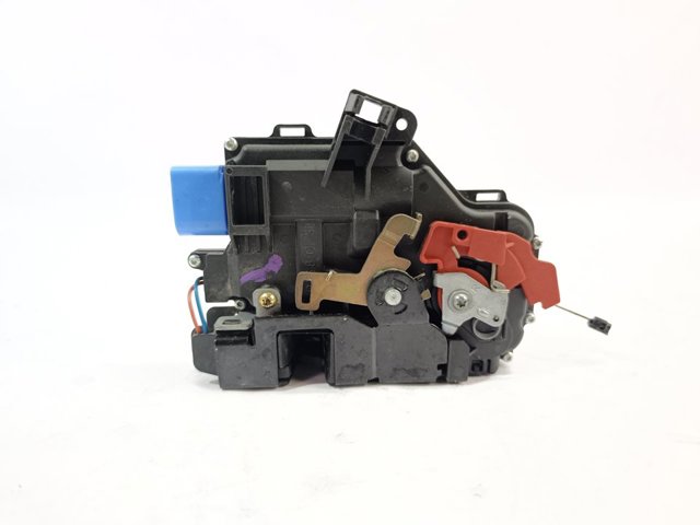 Zamek drzwi przednich prawych 3D1837016 VAG