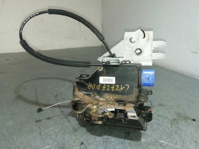 Zamek drzwi przednich prawych 3D1837016 VAG