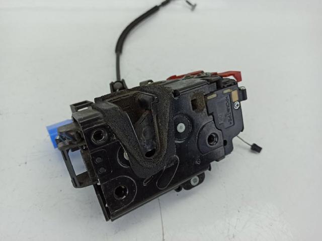 Zamek drzwi przednich prawych 3D1837016AE VAG