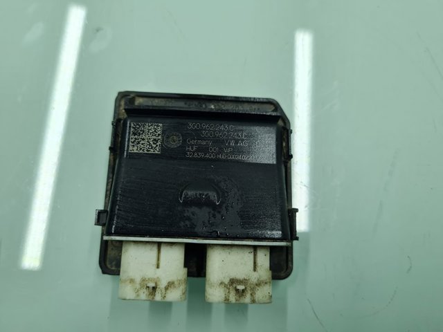 Sterownik klapy bagażnika (3/5 drzwi tylnych) 3G0962243C VAG