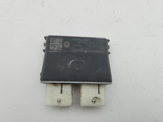 Sterownik klapy bagażnika (3/5 drzwi tylnych) 3G0962243C VAG