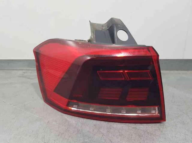 Lampa zespolona tylna lewa zewnętrzna 3G9945095F VAG