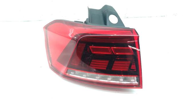 Lampa zespolona tylna lewa zewnętrzna 3G9945095F VAG