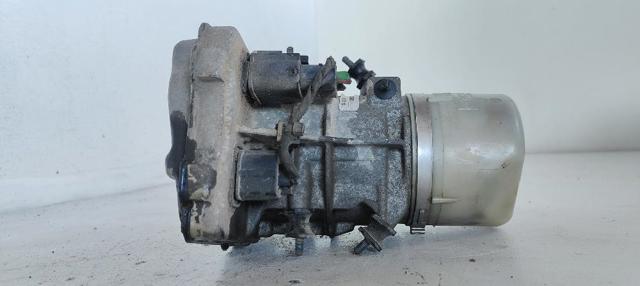 Pompa wspomagania kierownicy Volvo S80