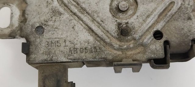 Zamek maski 3M5116700 FORD