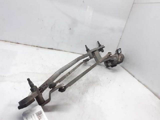 Silniczek wycieraczki szyby przedniej 3M5117508AA FORD