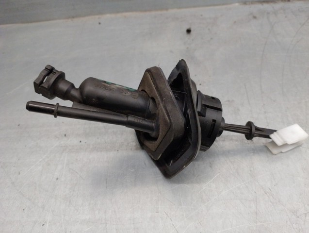 3M517A543AB Ford