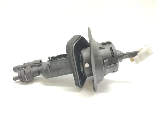 Cylinder sprzęgła główny 3M517A543AG MAZDA