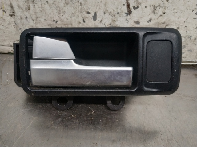 Klamka drzwi lewych przednia/tylna wewnętrzna 3M51R22601BB FORD