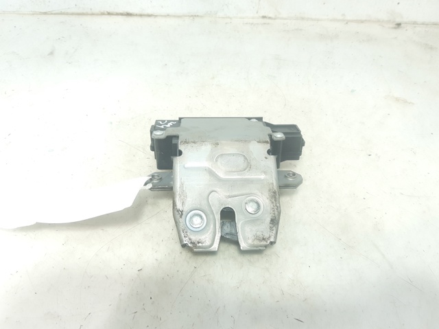 Zamek klapy Ford Focus