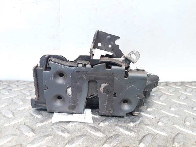 Zamek drzwi przednich prawych 3M5AR21812AM FORD