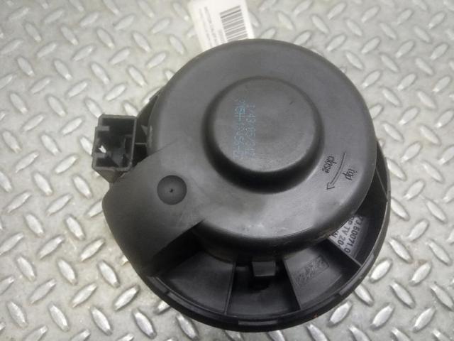Silniczek wentylatora nagrzewnicy (ogrzewacza wnętrza) 3M5H18456EC FORD