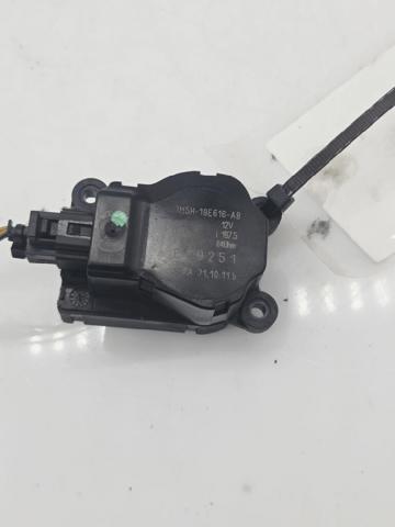 Silniczek klapy nagrzewnicy 3M5H19E616AB FORD