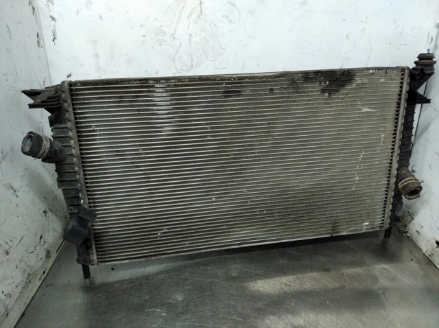 Chłodnica silnika 3M5H8005TI FORD