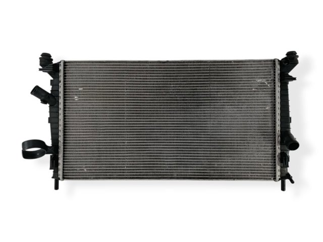 Chłodnica silnika 3M5H8005TL FORD