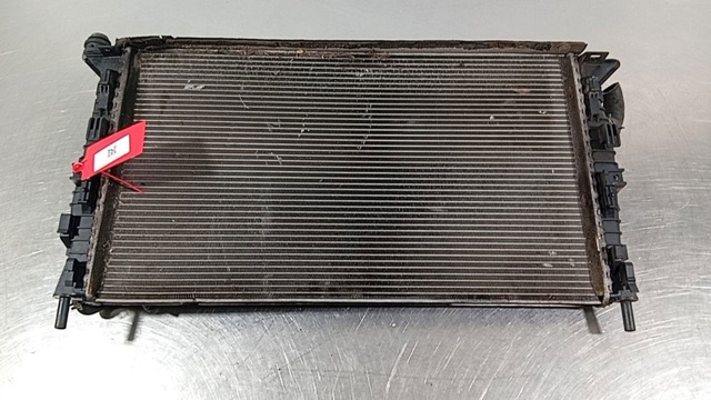 Chłodnica silnika 3M5H8005TL FORD