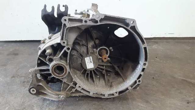 Mechaniczna skrzynia biegów w komplecie 3M5R7002YF FORD