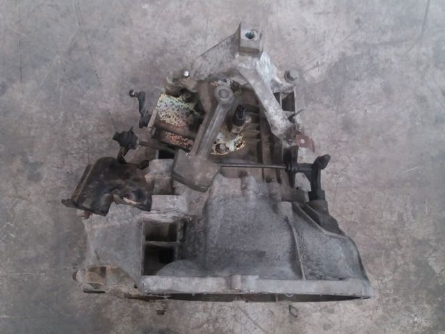Mechaniczna skrzynia biegów w komplecie 3M5R7002YF FORD
