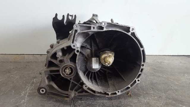 Mechaniczna skrzynia biegów w komplecie 3M5R7002YG FORD