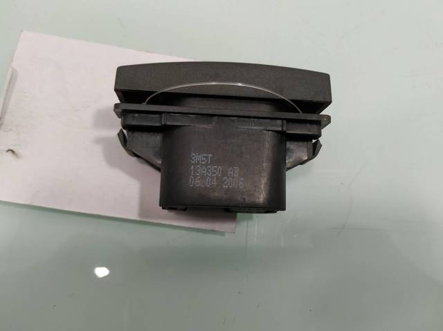 Przycisk włączania światła awaryjnego 3M5T13A350AB FORD