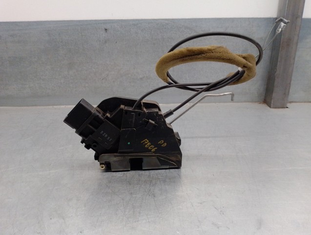 Zamek drzwi przednich prawych 3N6AA21812D MAZDA