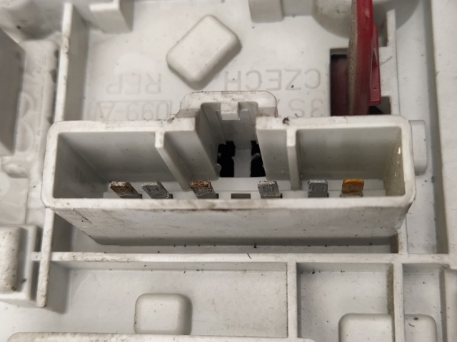 3S7113405A Ford