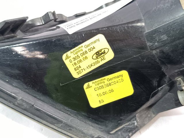 Lampa przeciwmgielna prawa 3S7115K205AE FORD