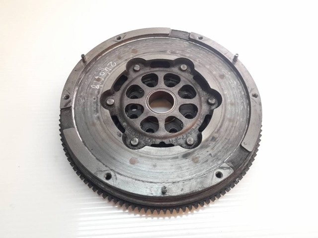 Koło zamachowe silnika 3S716477FA FORD