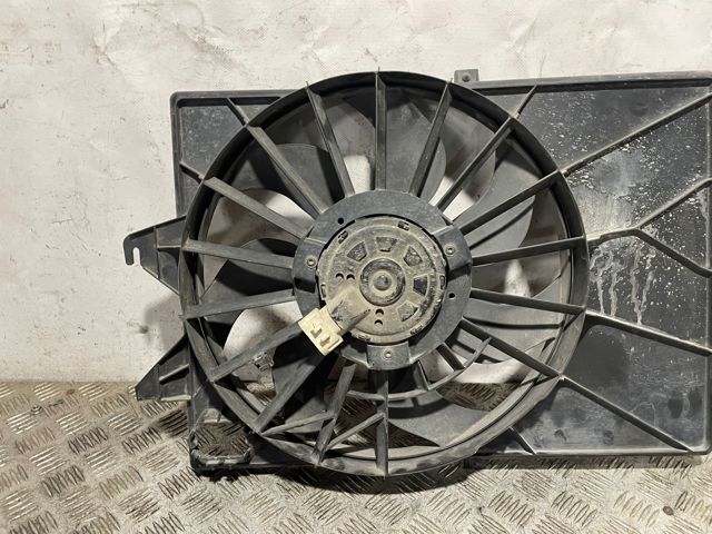 Wentylator elektryczny układu chłodzenia kompletny (silnik+wirnik) 3S718C607BD FORD