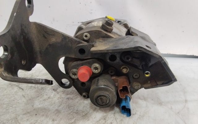 Pompa wtryskowa wysokiego ciśnienia 3S7Q9B395AA FORD