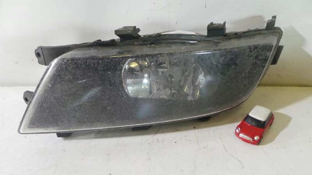 Reflektor przeciwmgielny Skoda SuperB