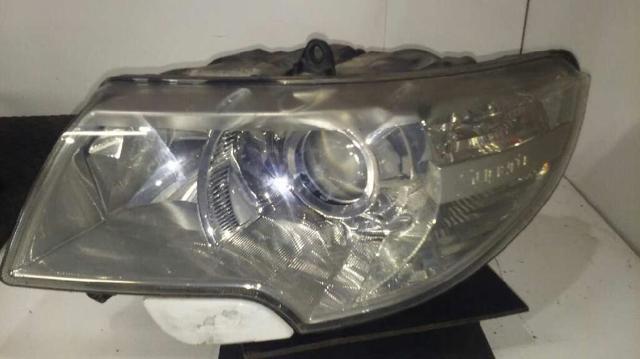 Reflektory Skoda SuperB