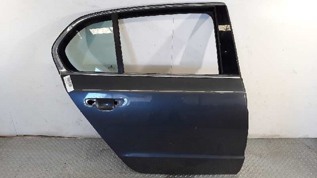 Kupić Drzwi tylne prawe Skoda SuperB II 3T4 w dobrej cenie