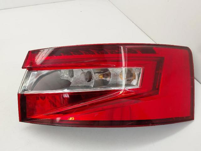 Lampa zespolona tylna prawa zewnętrzna 3V5945208 VAG