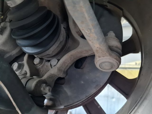 Czop (zwrotnica) przedni prawy 400144EA0A RENAULT