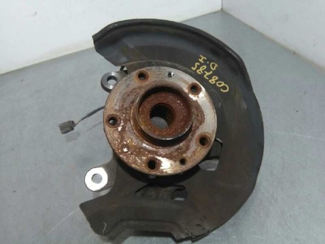 Czop (zwrotnica) przedni lewy 400154EA0A NISSAN