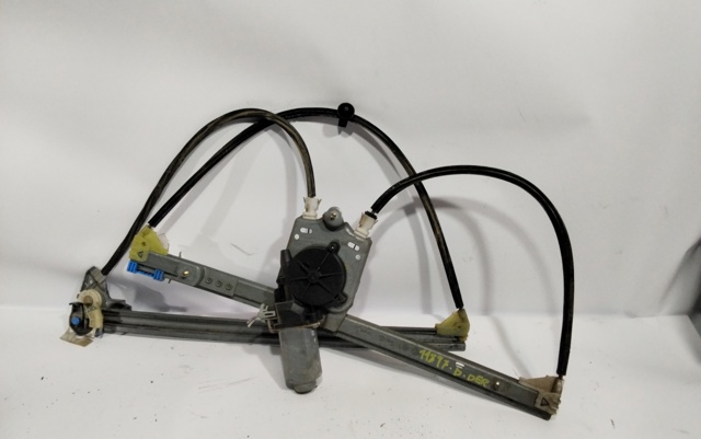 Mechanizm podnoszenia szyby drzwi przednich prawych 400569T2 RENAULT