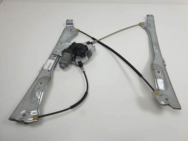 Mechanizm podnoszenia szyby drzwi przednich prawych 400861F RENAULT