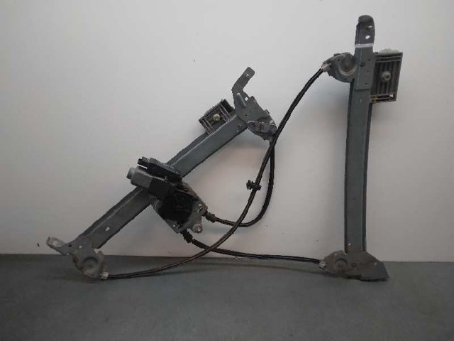 Mechanizm podnoszenia szyby drzwi przednich prawych 400875E RENAULT