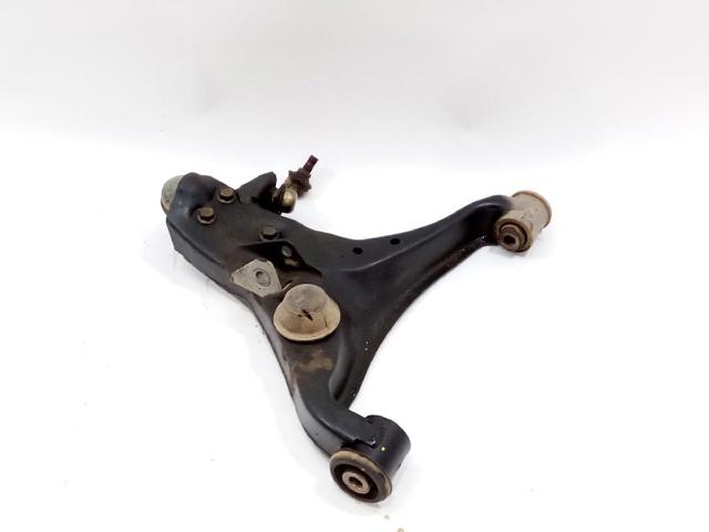 Wahacz zawieszenia przedniego dolny lewy 4013A209 MITSUBISHI