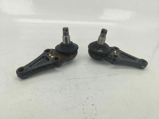 Sworzeń wahacza dolny 4013A314 MITSUBISHI