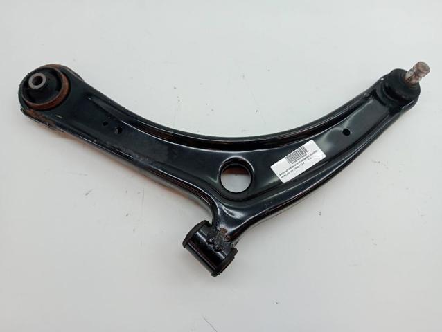 Wahacz zawieszenia przedniego dolny lewy 4013A443 MITSUBISHI