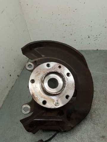 Piasta przednia 402024EA1A RENAULT