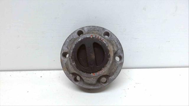 Piasta przednia Nissan Patrol Y61